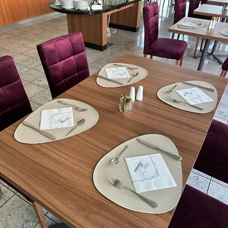 Europa Hotel 3*